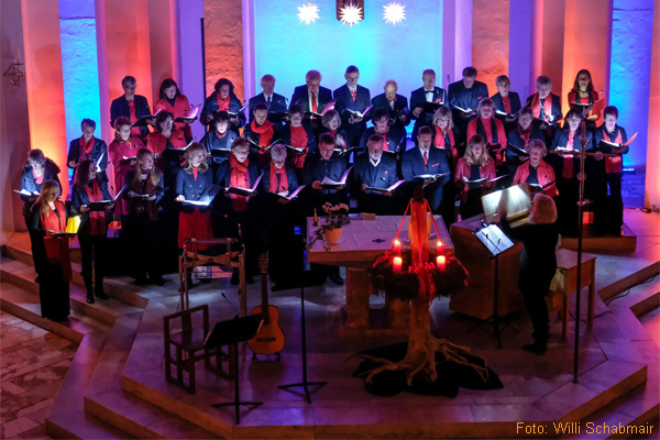 Christine Gampl an der Orgel