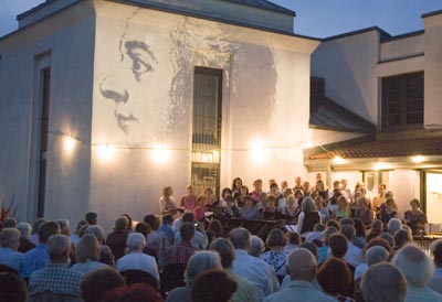 Vorplatz von St. Peter