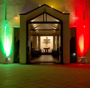 St. Peter beleuchtet