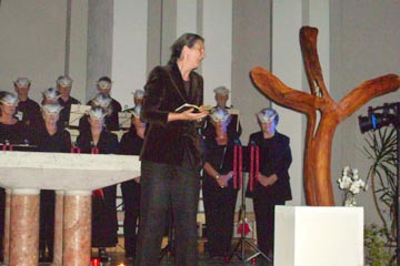 Orpheus verzweifelt neben Grab