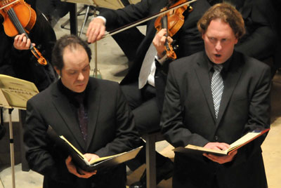 Gustavo Martin Snchez, Tenor  und Derrick Ballard, Bass